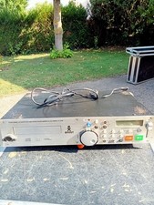 LECTEUR CD BOOST CD 140 DJ Rackable