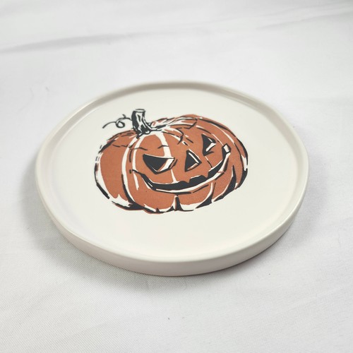 NEW Halloween Stoneware Jack O Lantern Pumpkin Appetizer Plate 6" Threshold 2022 - Picture 2 of 2