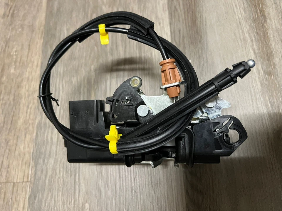 Door Lock Actuator Front Left For Chevy Silverado — 第 2/4 张图片