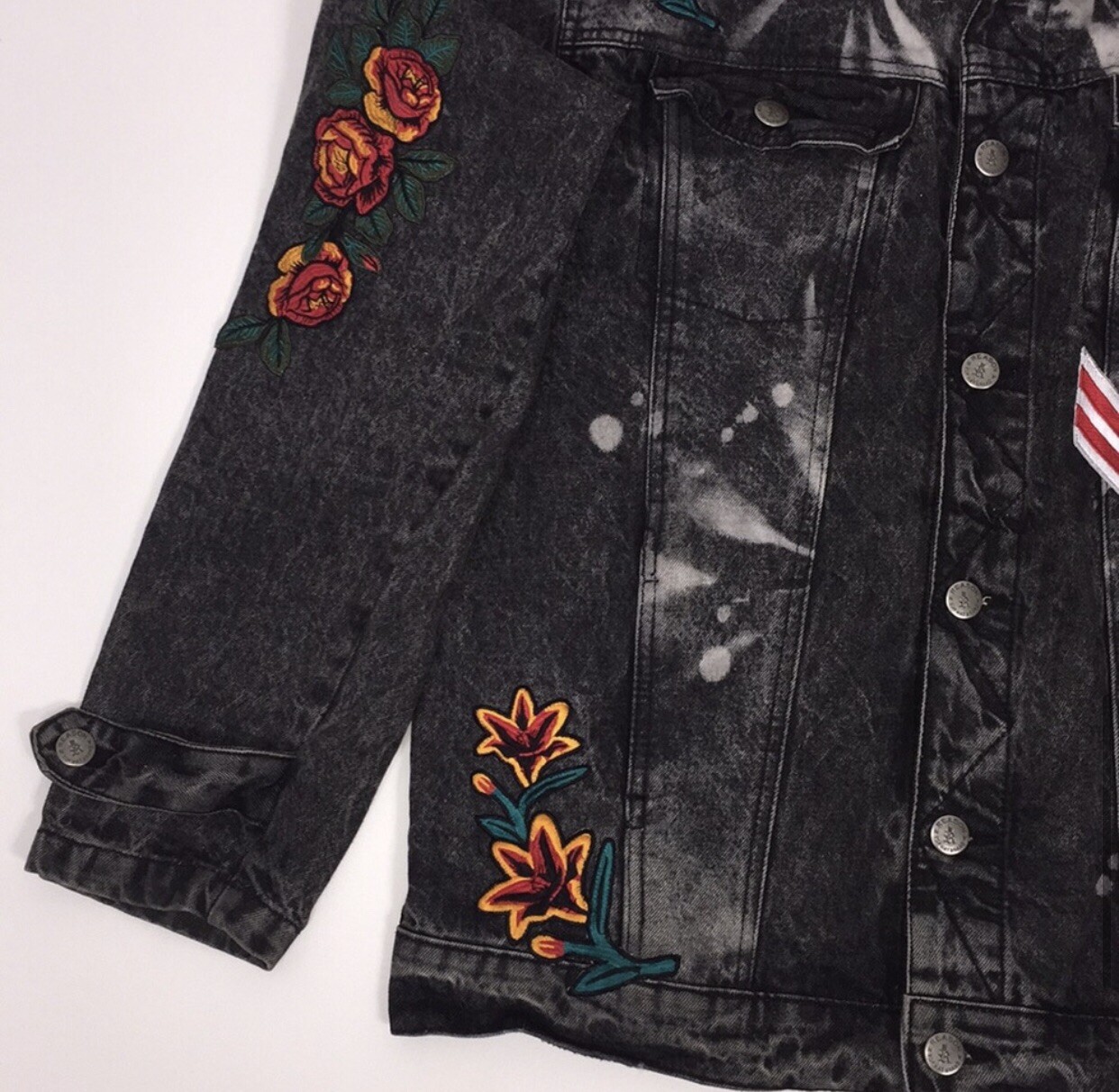 Reason jean jacket XL button up logo - image 5