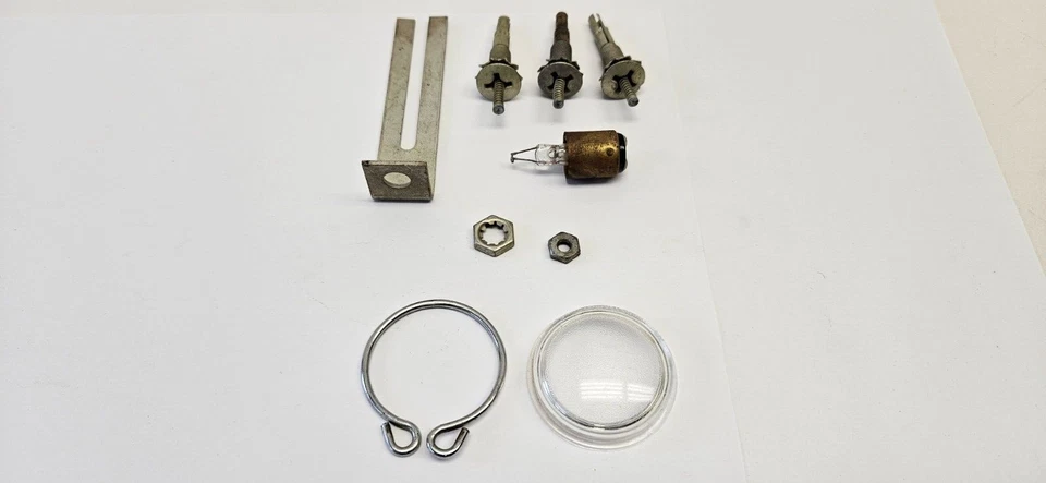 Dodge Custom Coronet Map 1953-1954 y paquete de lámpara de luz de cortesía 1498785 Nuevo de Lote Antiguo Foto 4 de 4