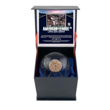 Aaron Judge NY Yankees AL Home Run Record Crystal Ball w/ Dirt FANATICS Authent
