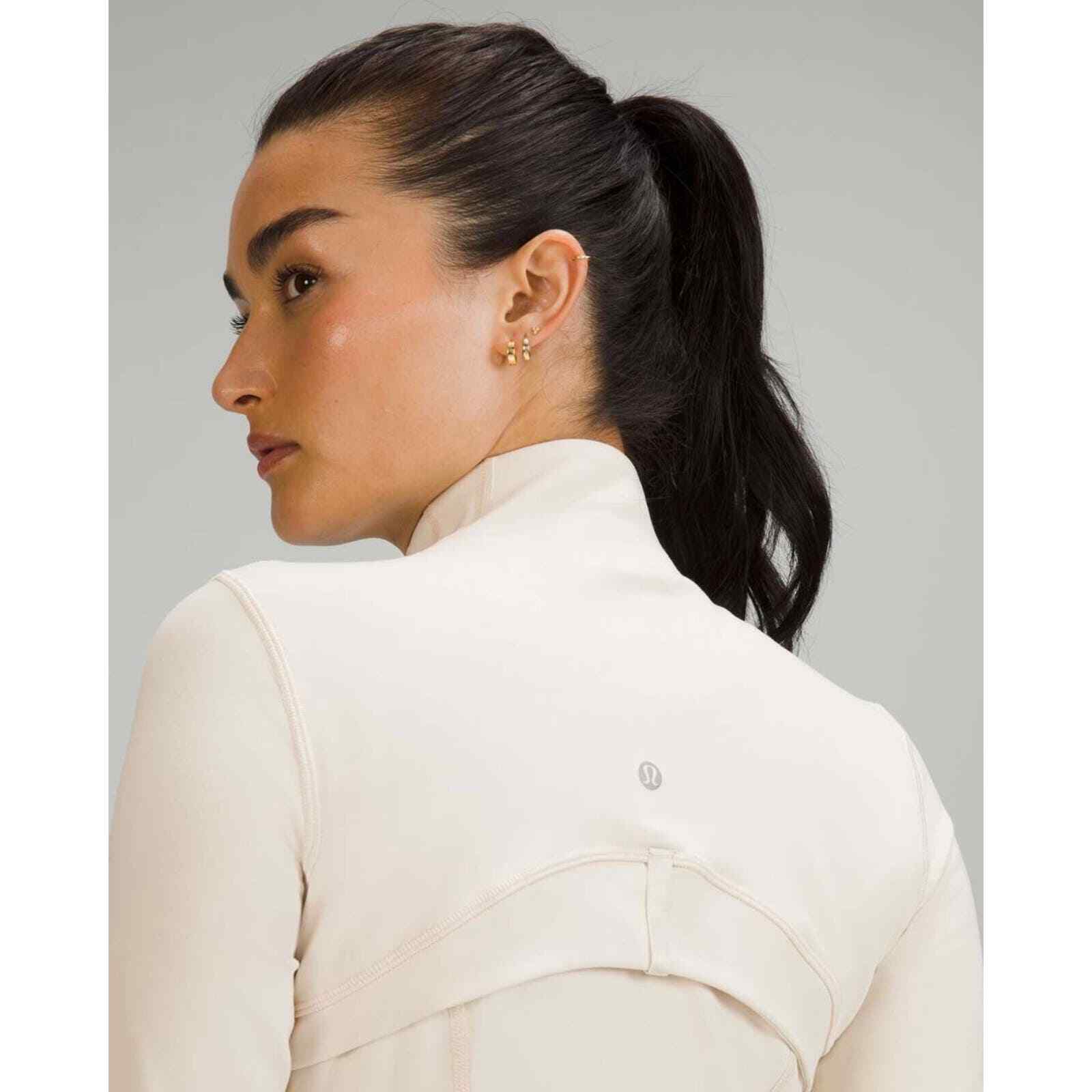 Lululemon Define Jacket in White Opal, Size 4 - Luon Fabric image 3