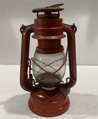 Vintage Winged Wheel Lantern No. 400 Made in Japan Kerosene Oil Lamp Red