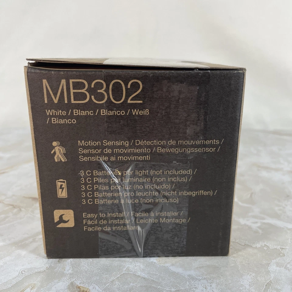 Mr. Beams MB302 Wireless LED Mini Spotlight With Motion Sensor And Photocell - Image 3 of 4