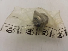 AMPHENOL 67-02E18-24S CIRCULAR CONNECTOR 24 PIN NIB 