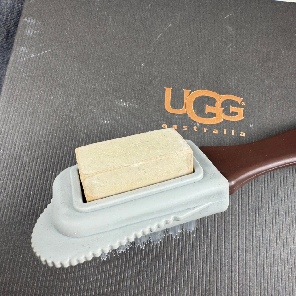 UGG Australia Schaffell Pflegeset Reiniger Schutz Auffrischungsbürste Set Hergestellt in den USA - Bild 3 von 4
