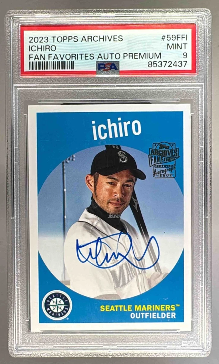 Topps Ichiro Suzuki Autographed Baseball Sports Trading Cards