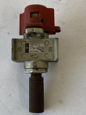 SMC VHS20-N01-Z Pneumatic Lock-Out Valve, Ports: 1/8" NPT, Pressure: 15-150psi