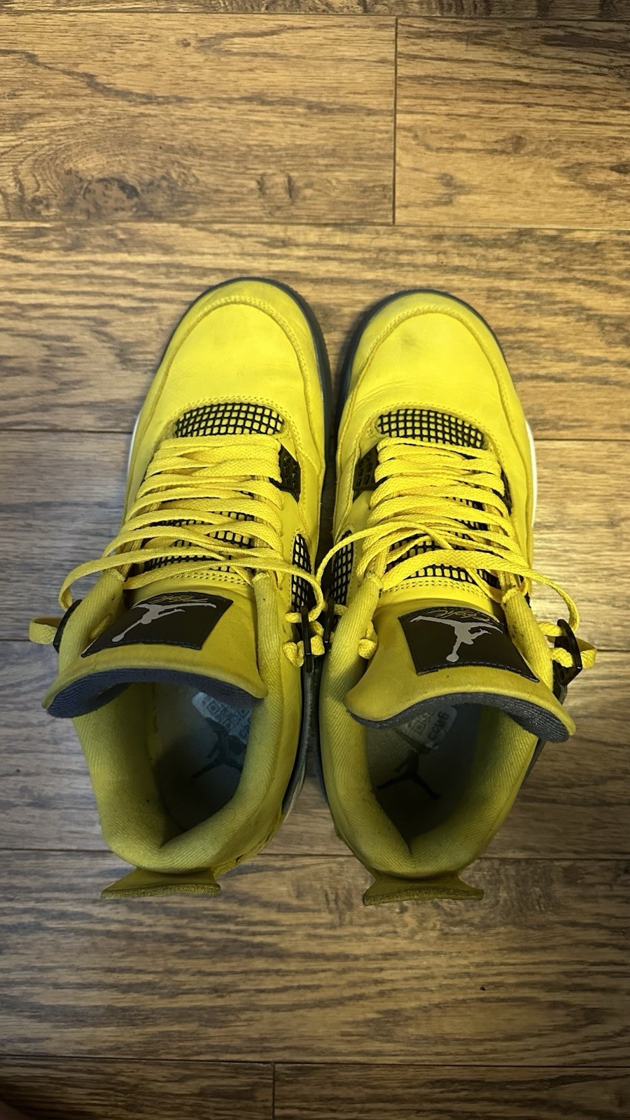 Jordan 4 Lightning - image 9