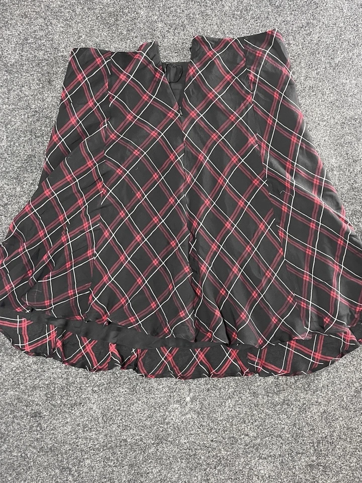 Jones New York 100% Silk Size 16 Flowy Midi Skirt Black Red Tartan Plaid Goth - Image 3 of 4