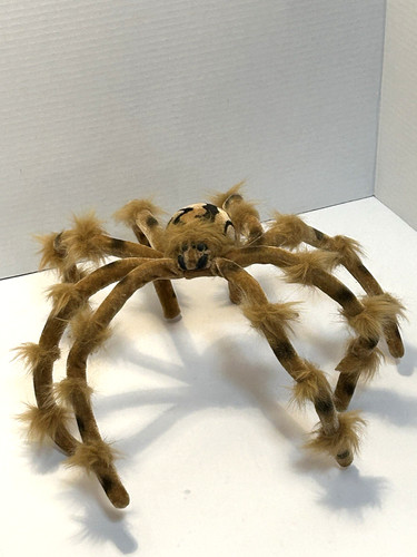 Giant Fuzzy Spider/Tarantula (Flexible Poseable Legs for Realistic Positioning)
