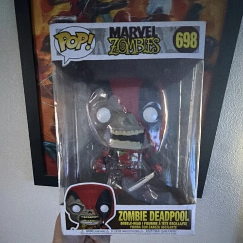 Funko Pop! Vinyl Marvel Zombies Zombie Deadpool #698 Bobblehead Figure