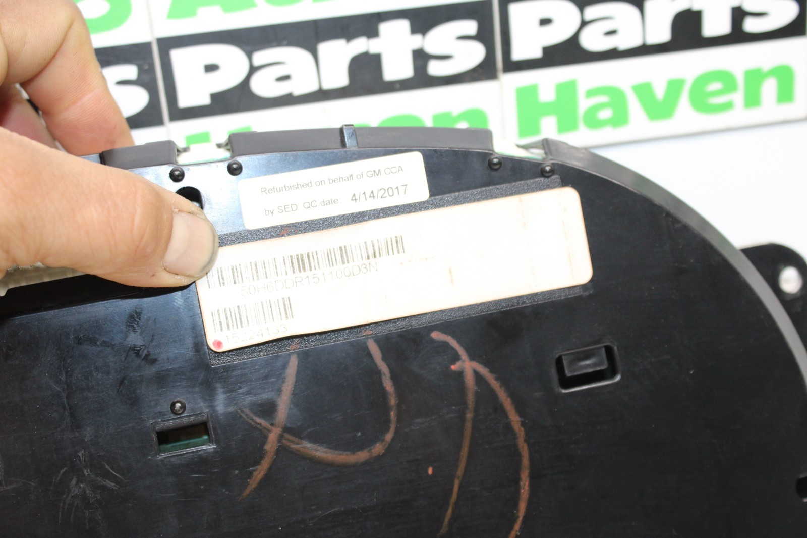 03-06 Escalade Ext Esv Platinum Instrument Speedometer Cluster 03-06 OEM 153k Mi