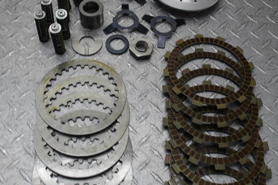 Yamaha YZF R6 2007 embrague completo con placas cubo de cesta Foto 4 de 4