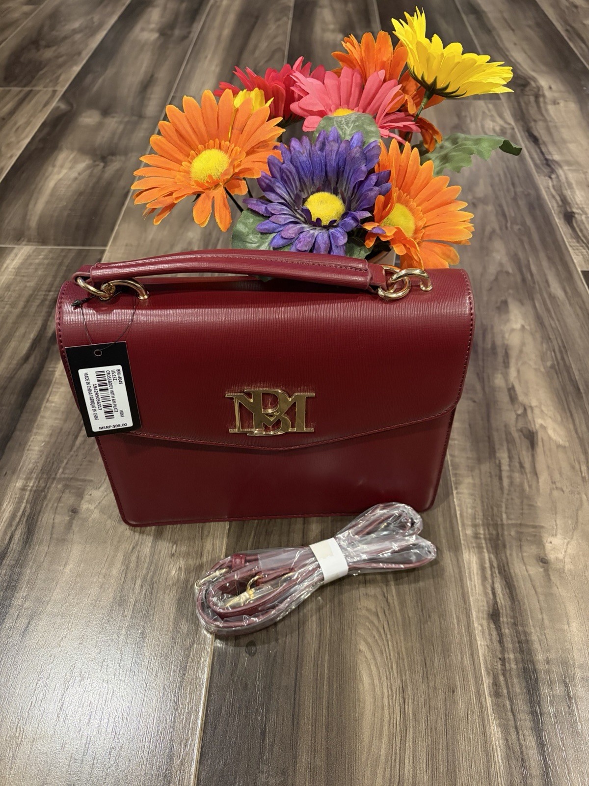 NWT Badgley Mischka Square Wine BM-4049