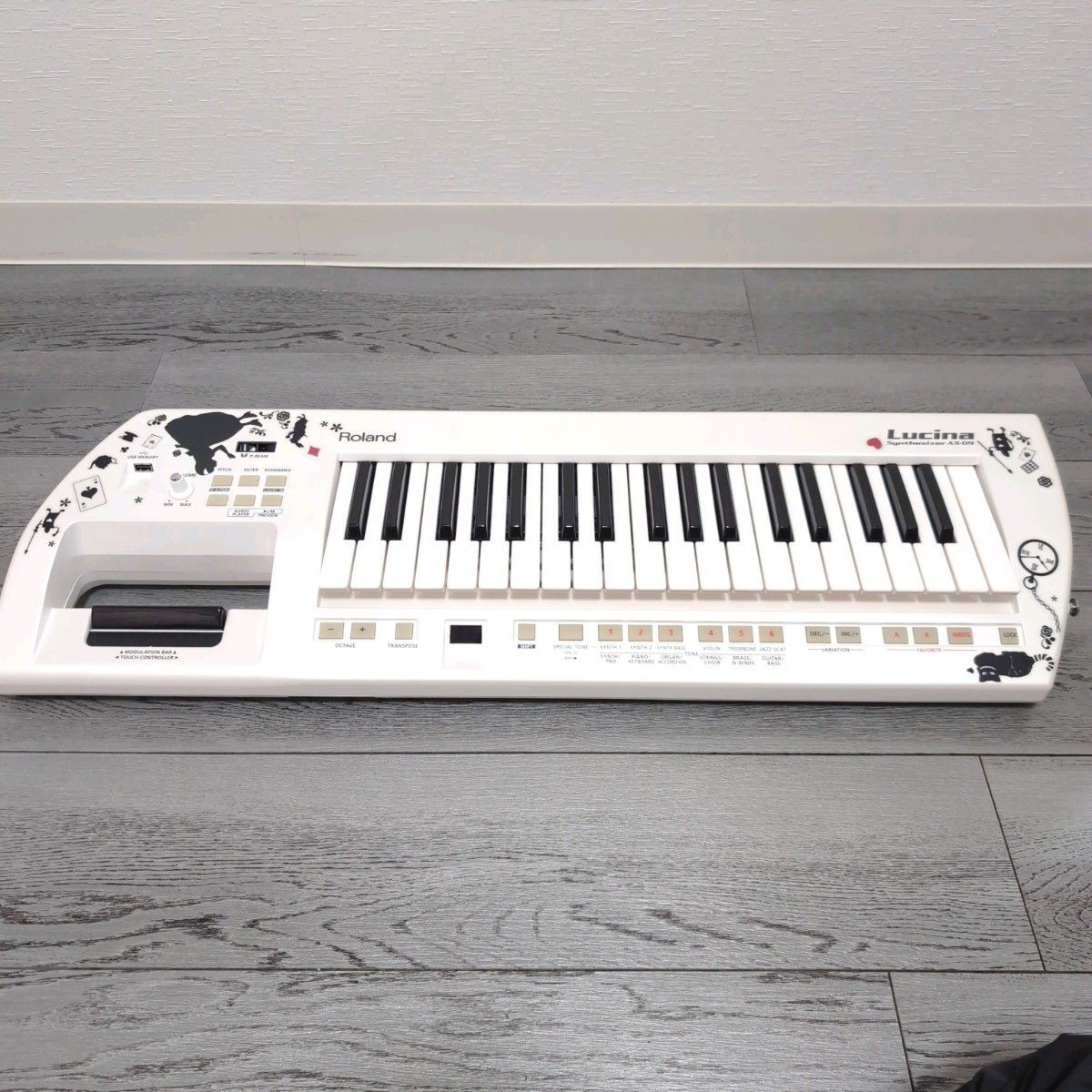 Roland AX-09 Lucina Shoulder Keyboard Synthesizer 37-Key Keytar w
