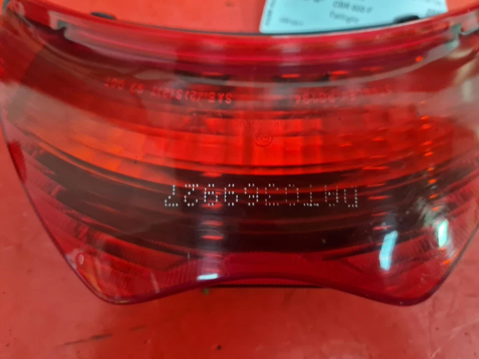 Honda CBR 600 F 2000 luz trasera Foto 2 de 4