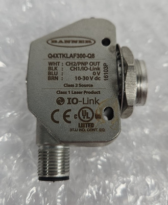 Banner IO-Link Switch Q4XTKLAF300-Q8 Laser Sensor Distance Range 4Pin Module