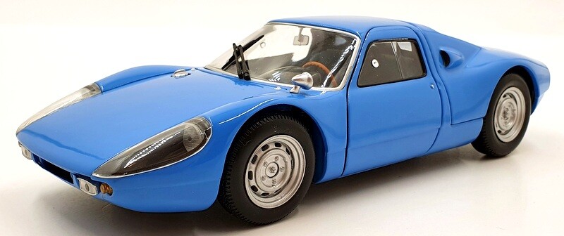 Minichamps 1/18 Scale Diecast 180 067721 - Porsche 904 GTS 1964 