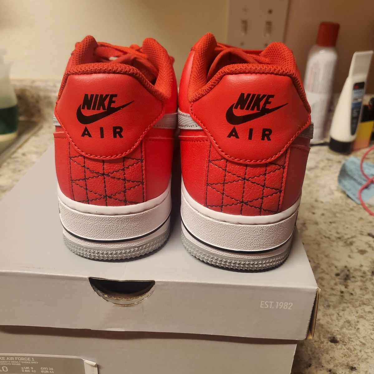 公式正規品!★AIR FORCE 1 RED STITCH NIKE AIR FORCE 1 Technical Stitch University Red Smoke Grey