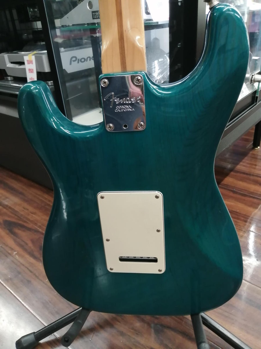 ギター Fender USA Stratocaster American deluxe Fender Usa American Deluxe Stratocaster Electric Guitar | eBay