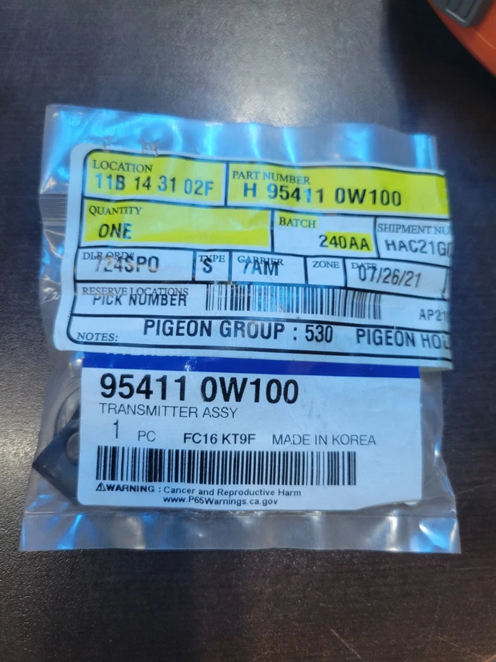 Nuevo transmisor llavero Hyundai 954110W100 fabricante de equipos originales para Santa Fe 2006-2010 Foto 2 de 4