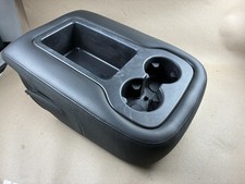 07-2013 Gmc Sierra Chevy Silverado Center Console Cup Holder Jump Seat Read 07-2013 Gmc Sierra Chevy Silverado Center Console Cup Holder Jump Seat Read