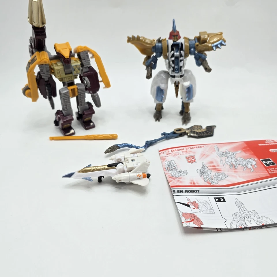 STOCKADE & MAGMA STAMPEDE Transformers Universe Near complete W/Instructions - Image 4 of 4