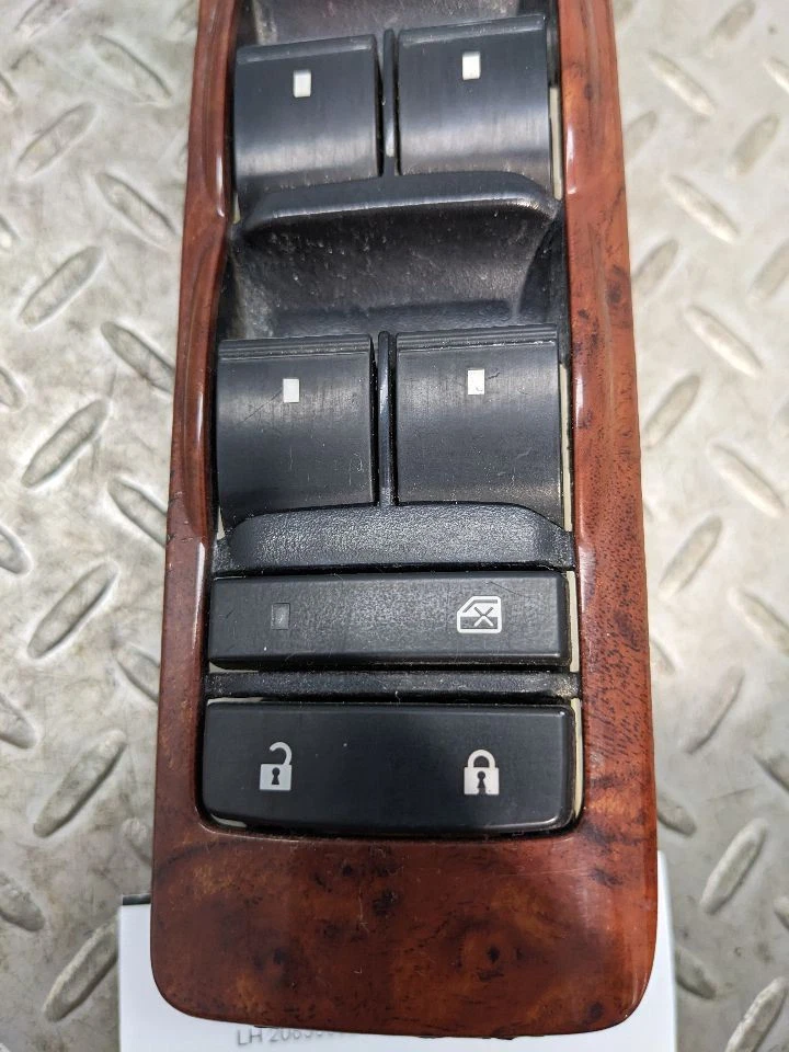 07-13 Interruptor de ventana suburbano Chevy Tahoe OEM Drivers lado izquierdo 1151398 Foto 4 de 4