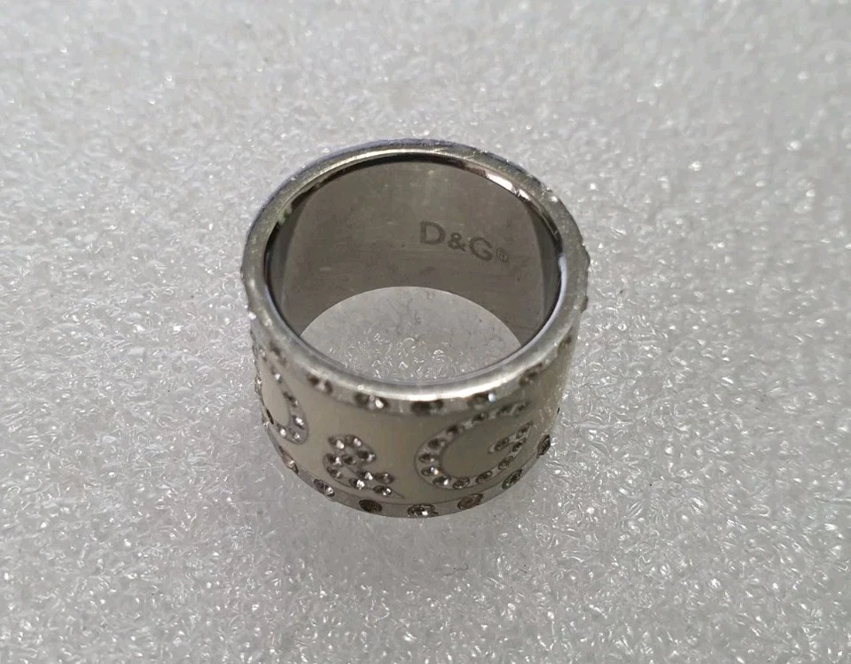 D&G Charms Stainless Steel Unisex / Ladies Ring UK SIZE P No. 16 - Image 3 of 4
