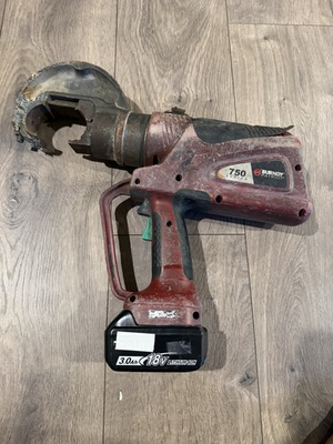 #ad BURNDY Patriot 750 series Hydraulic crimping Gun NO BATTERY $480.00