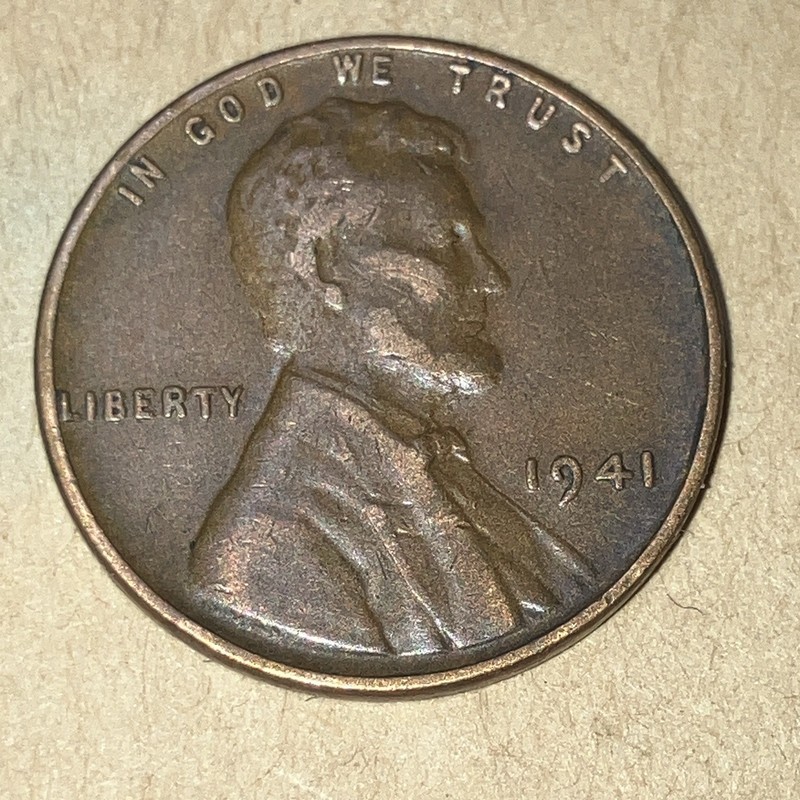 1941 Lincoln Wheat Cent Circulated Bronze , L on Rim Error minted n phili