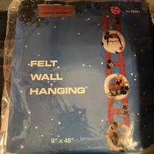 New Christmas Felt Wall Hanging Craft Kit Santa reindeer Ho Ho Vtg '90 Titan