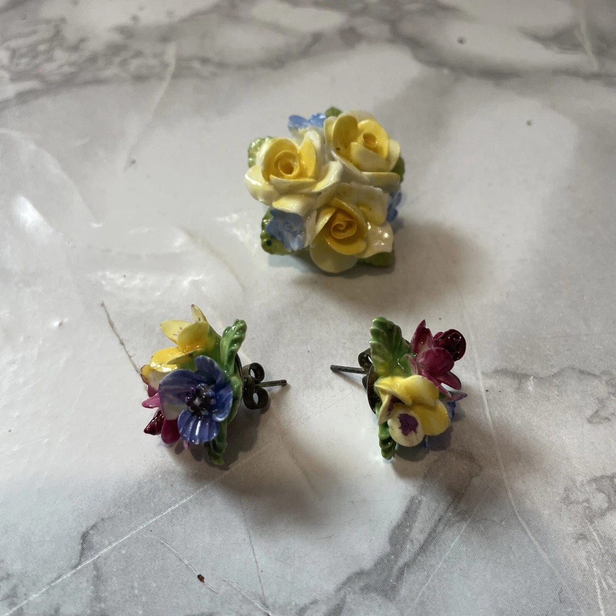 VINTAGE CERAMIC FLOWER BROOCH PIERCED EARRINGS VGC eBay