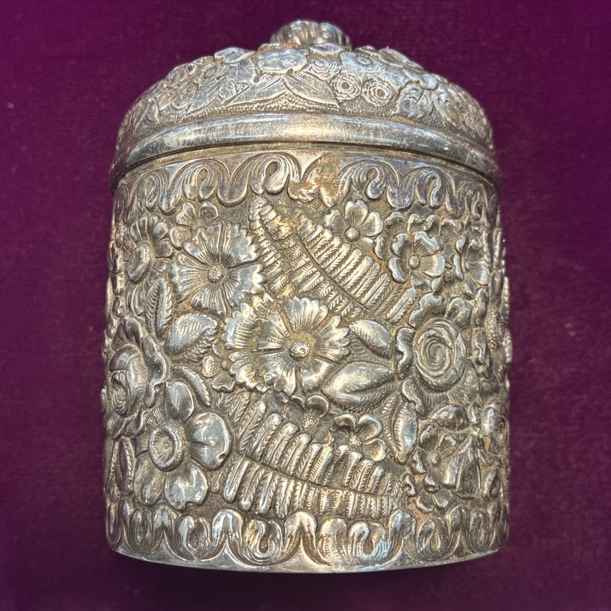 ツ*ラ様 Vintage☆琺瑯花柄ケトル☆Tiffany★箱付新品 Tiffany And Co 1880's Sterling Silver Floral Fern Repousse Tea