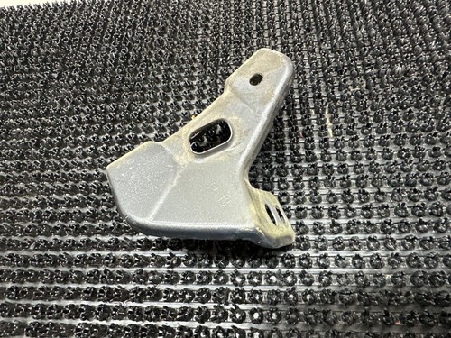 Volkswagen Sharan 2010 Halterung Kotflügel SOM5923