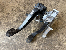 Pedalerie Bremspedal Audi A6 S6 4F Schaltgetriebe 4F1721117D Pedalblock