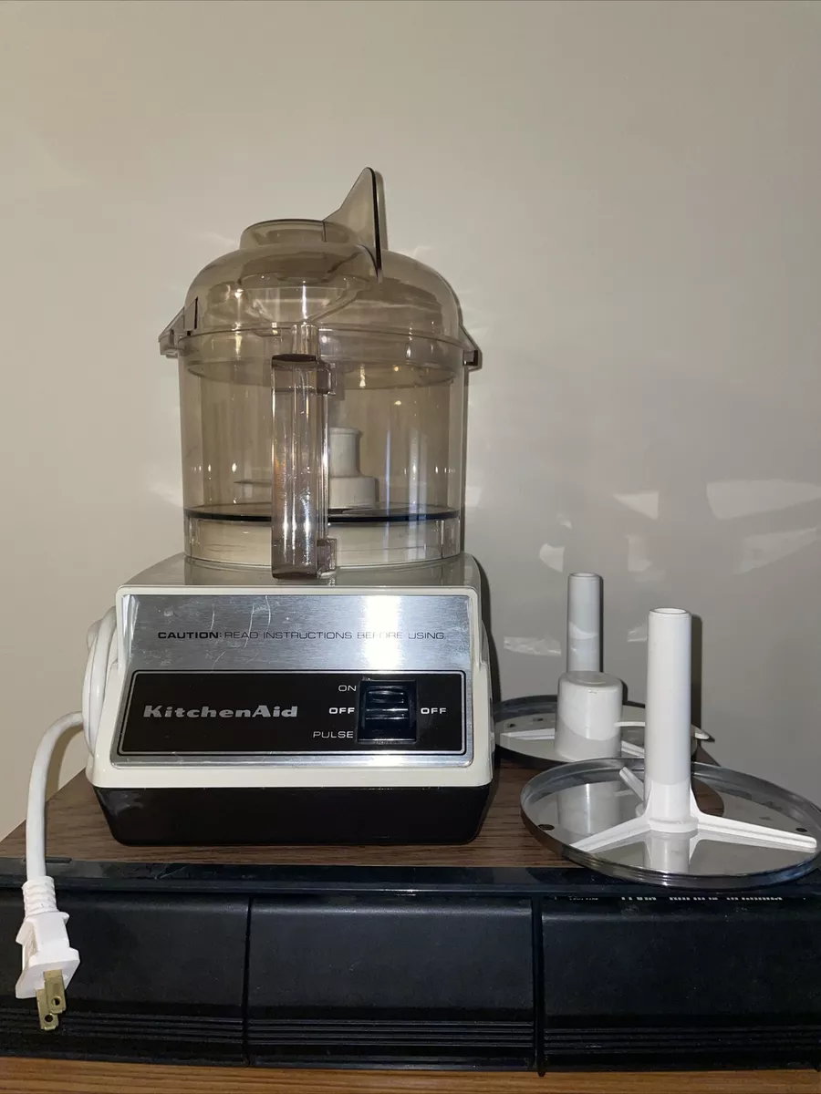 Vintage Kitchen Aid Multi-Function Food Processor Model KFP-400 W