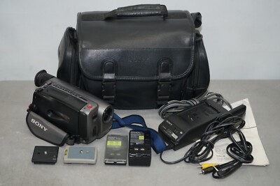 ^ Sony Handycam CCD-TRV22 8mm Video8 Camcorder #X4757