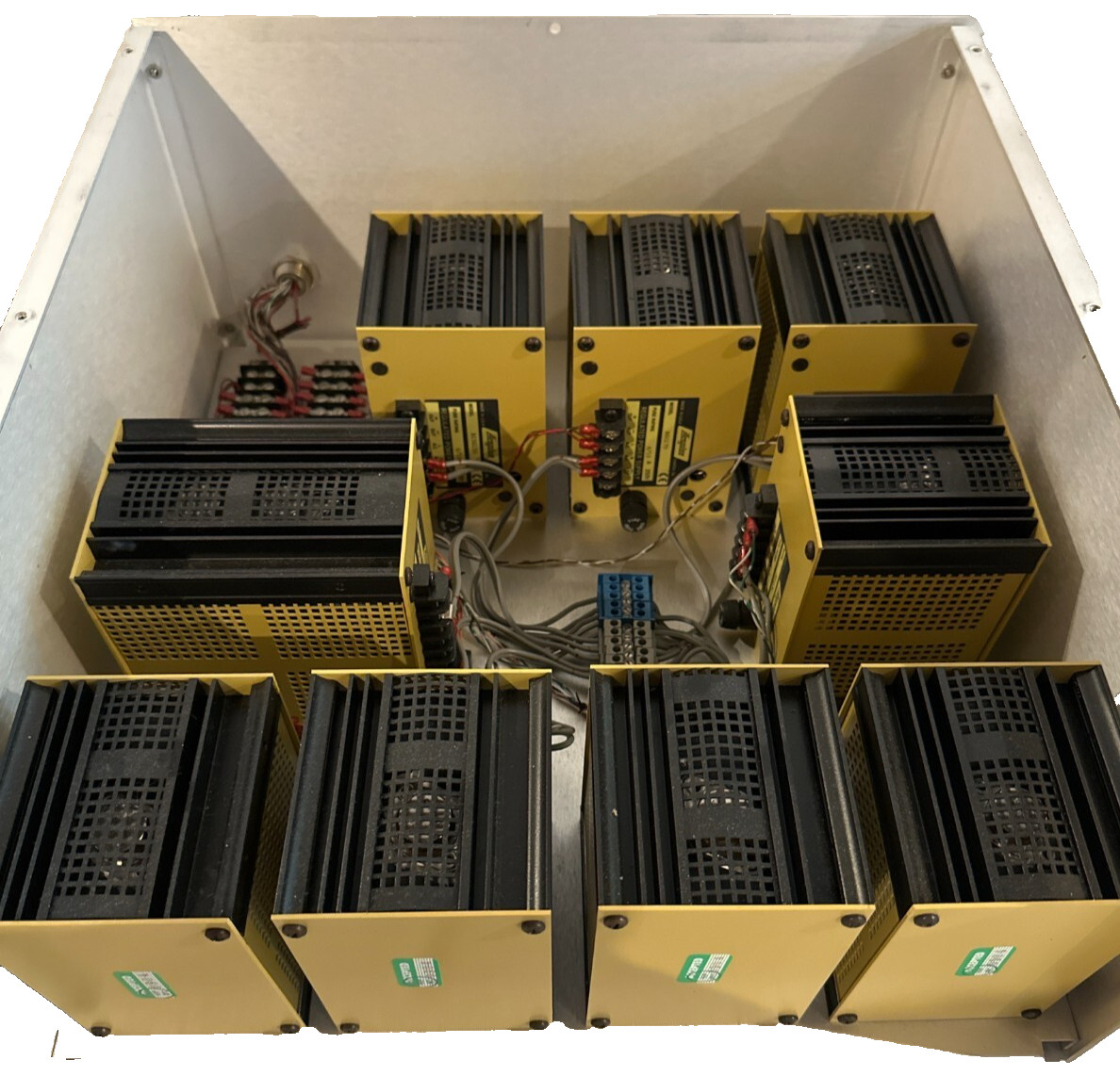 Acopian Linear Power Supply Enclosure – 8x Dual 125V DC Outputs – 125GT05D