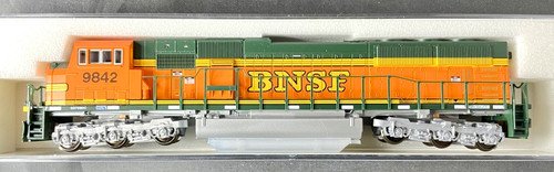 Escala N Kato 176-6310 BNSF SD70MAC Rd. #9842 con faro de cabina | Zustand: New