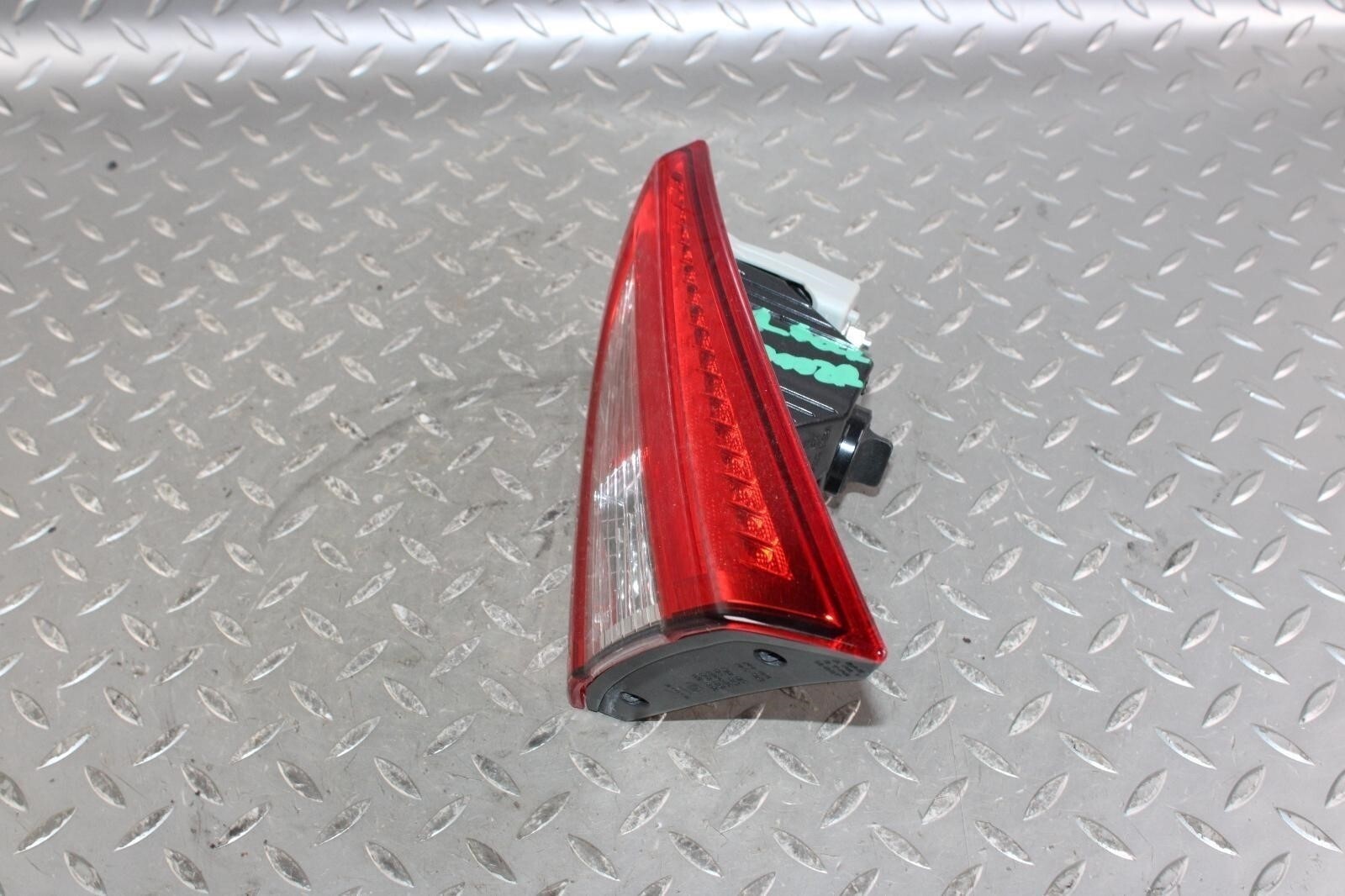 14-19 Ghibli Decklid Mounted Passenger Taillight Tail Light Lamp Lens Factory OE
