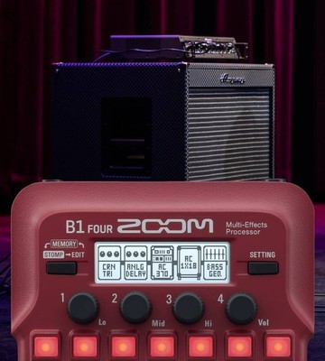 ZOOM B1 FOUR Bass Multi-Effects Processor for bass, battery