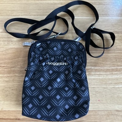 Baggallini Take Two RFID Bryant Crossbody Bag Gray N Black Tile