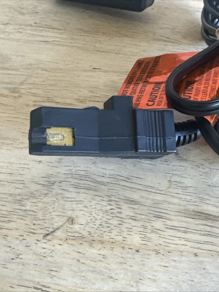 Cargador de batería Fisher Price Power Wheels 00803-1295 Clase 2 12V genuino OEM Foto 4 de 4