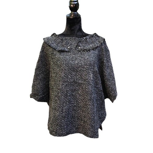 Azz Trading Gray Wrap Poncho Scarf NWT