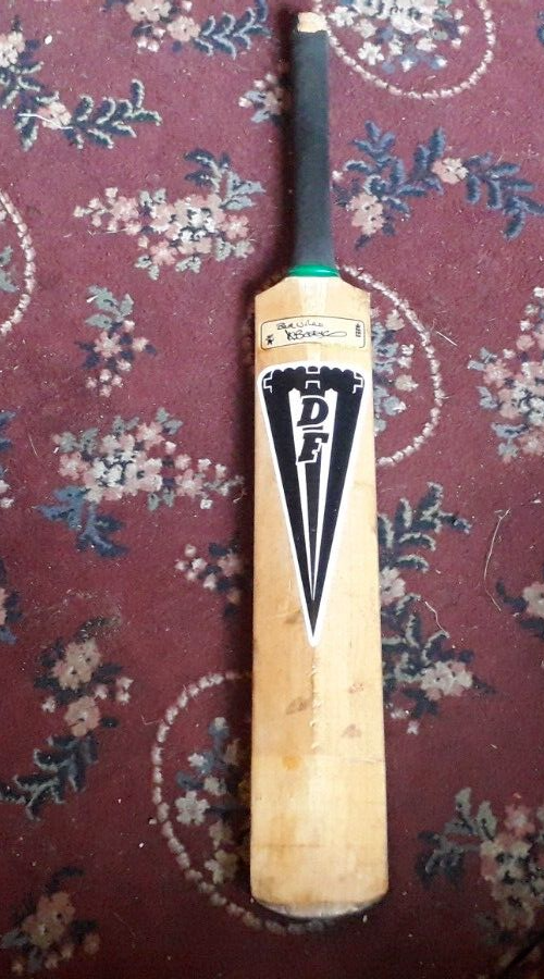 Vintage Duncan Fearnley MATCH Cricket bat ,Ian Botham signature 1981
