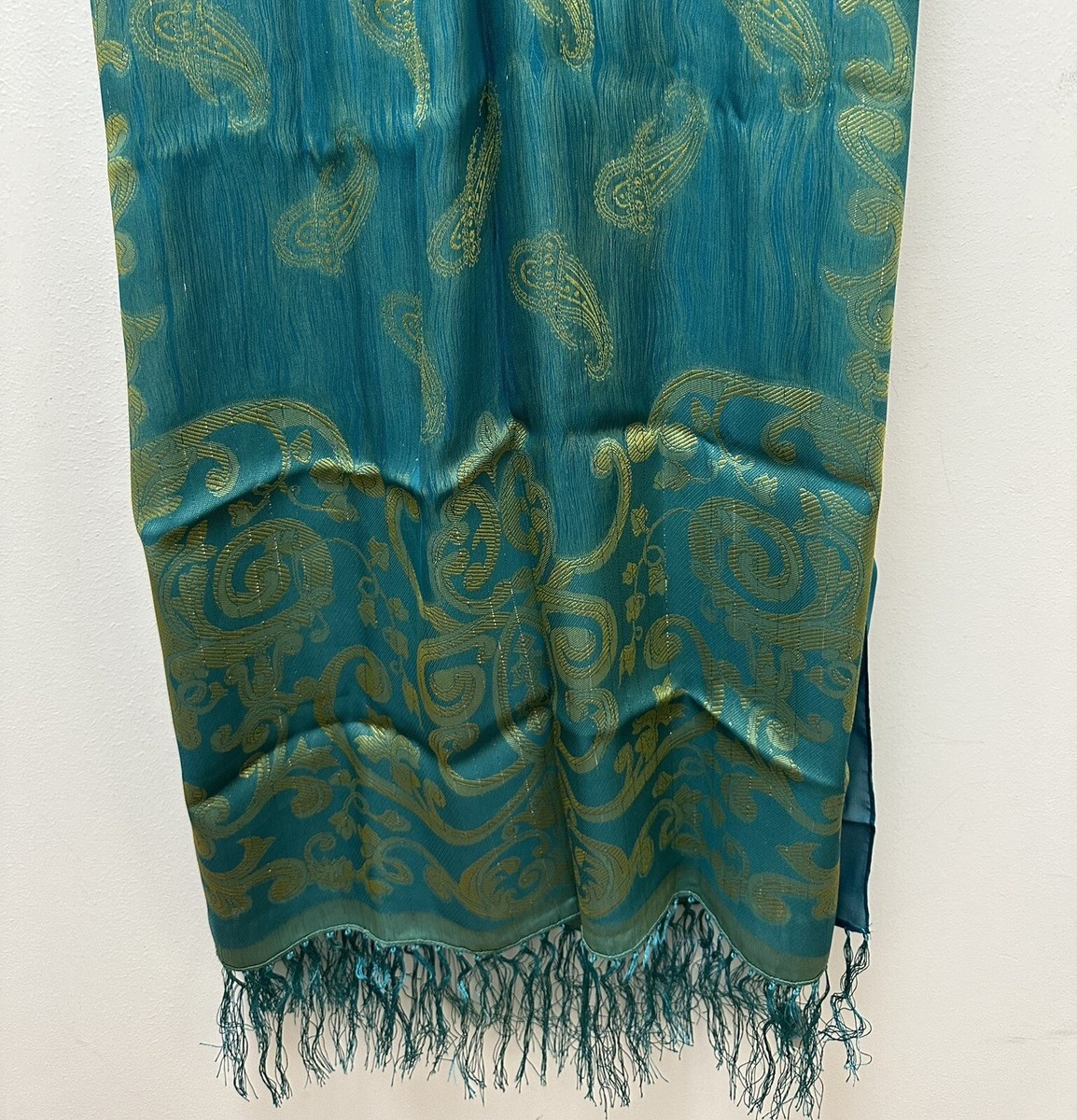 HEUGN SILK SCARF 希少品 美品 HEUGN SILK SCARF 希少品 美品 - メルカリ