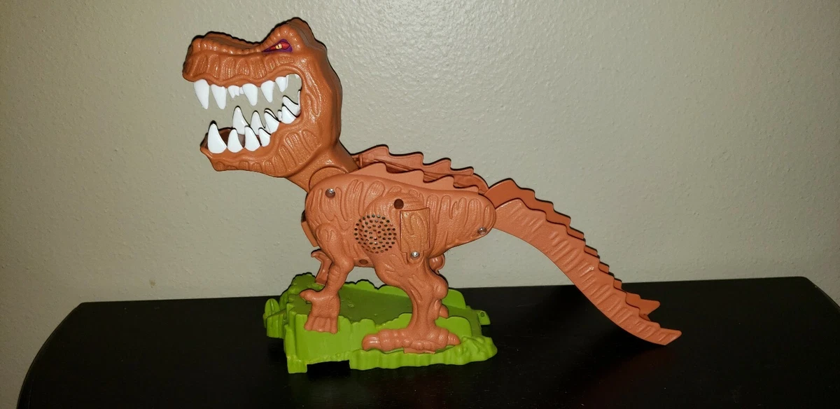 Hot Wheels T-rex Takedown 